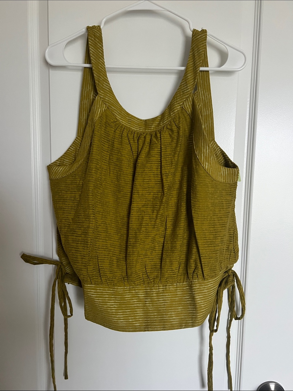 Chartreuse Sleeveless Tie-Detail Tank Top
